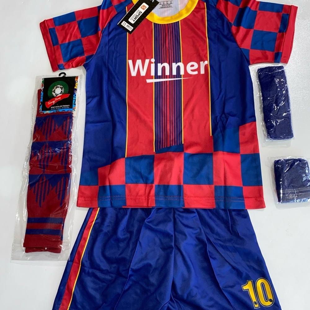 NEW Rezseitl Soccer Football Jersey No 10 Girls/boys w/ Socks Sweat Band Size 22 - Picture 1 of 9